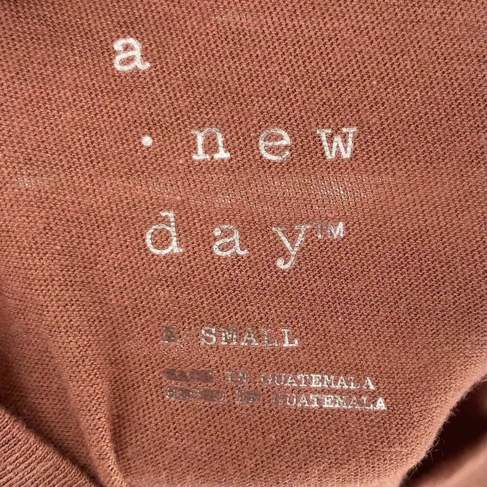 NEW A NEW DAY Faux Wrap Front Cap Sleeve T Shirt Size XS (Runs Like Small) Brown - Picture 5 of 6